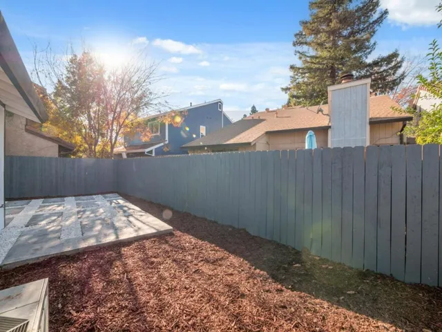 5 Yahi Court, Sacramento, California 95833