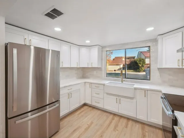 5 Yahi Court, Sacramento, California 95833