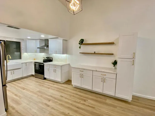 5 Yahi Court, Sacramento, California 95833