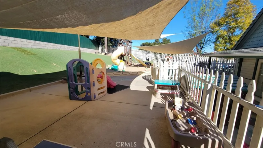 505 Civic Center Drive, Vista, California 92084