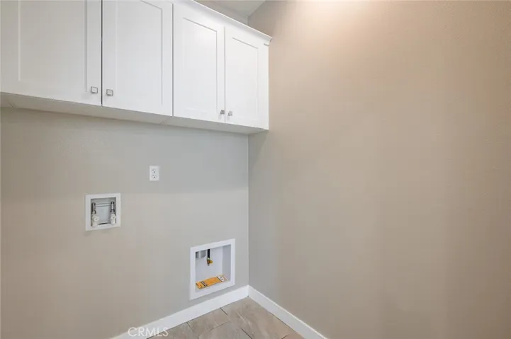 16 Noble, Pomona, California 91766