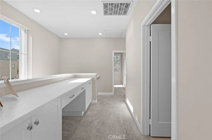 16 Noble, Pomona, California 91766