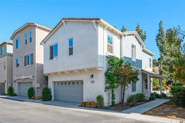 16 Noble, Pomona, California 91766