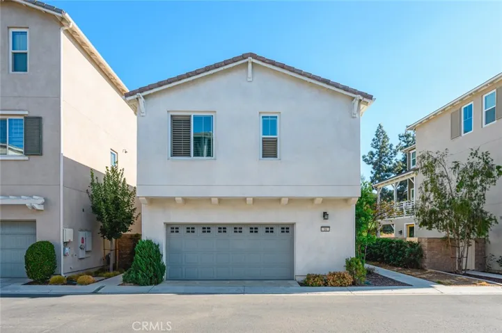 16 Noble, Pomona, California 91766
