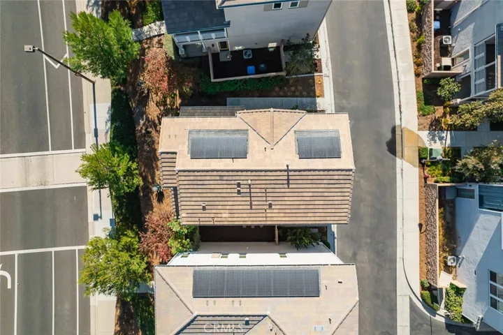 16 Noble, Pomona, California 91766