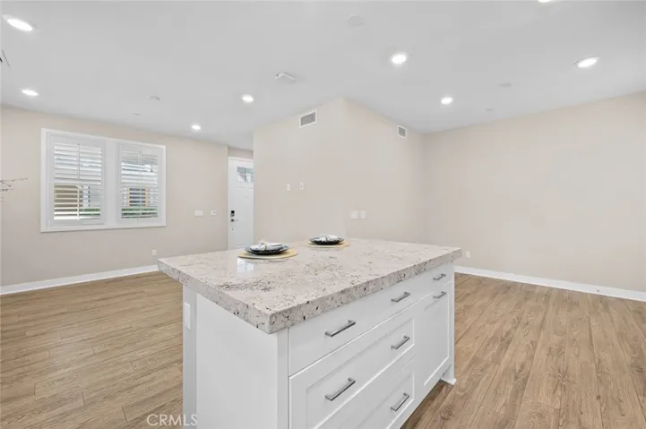 16 Noble, Pomona, California 91766