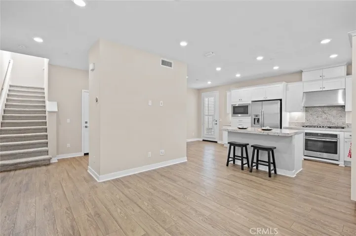 16 Noble, Pomona, California 91766
