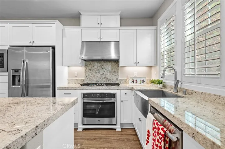 16 Noble, Pomona, California 91766