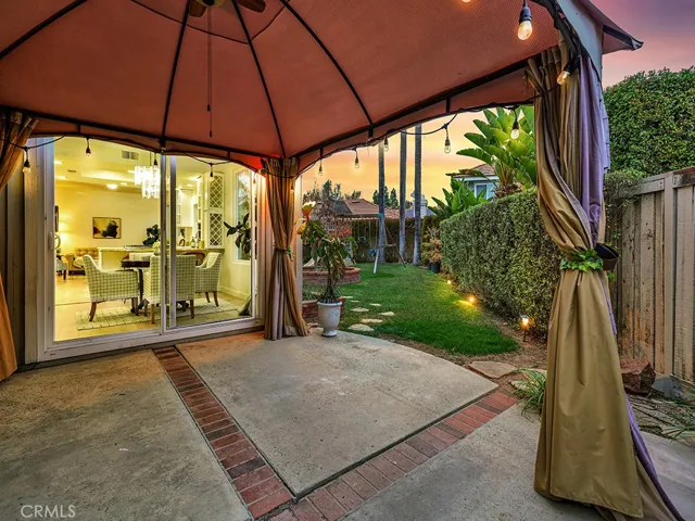 13814 Apache, Tustin, California 92782