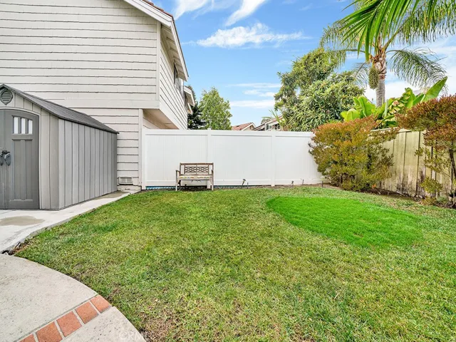 13814 Apache, Tustin, California 92782