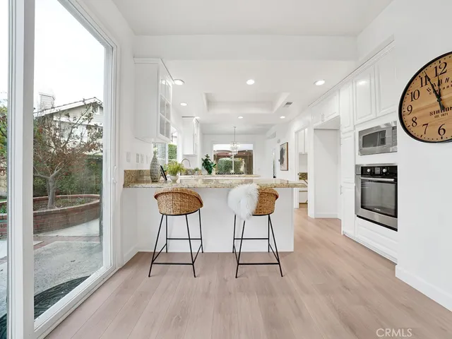 13814 Apache, Tustin, California 92782