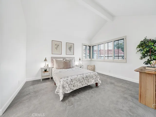 13814 Apache, Tustin, California 92782