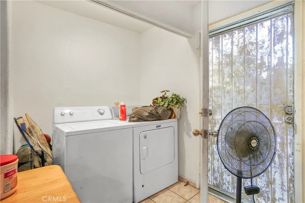 151 W 110th Street, Los Angeles, California 90061 home-pic-11