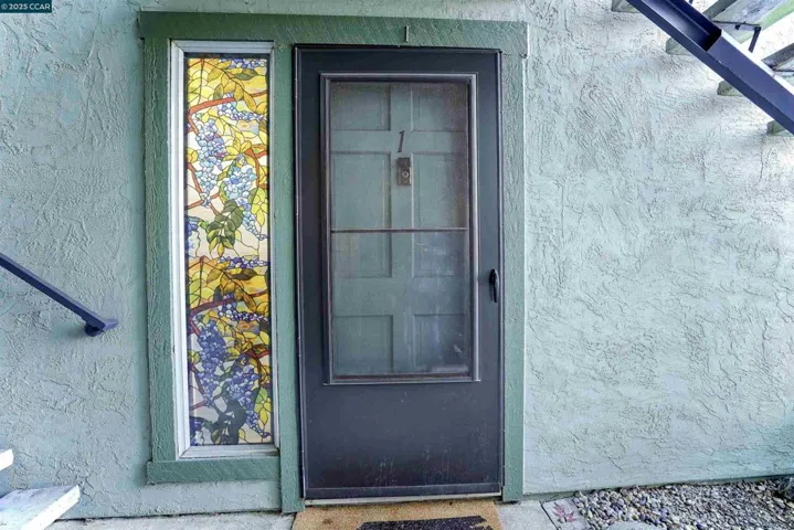 5284 San Pablo Dam Rd 1, El Sobrante, California 94803