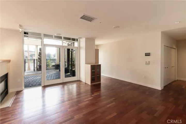 700 W Harbor Drive 104, San Diego, California 92101