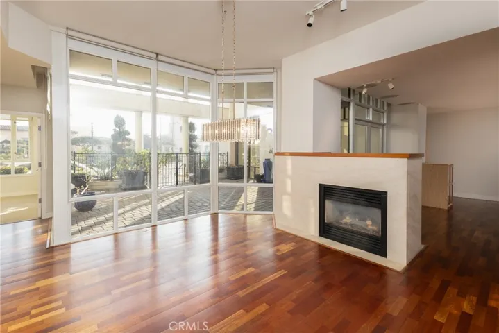 700 W Harbor Drive 104, San Diego, California 92101