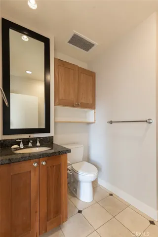 700 W Harbor Drive 104, San Diego, California 92101