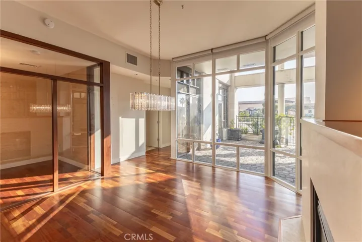 700 W Harbor Drive 104, San Diego, California 92101