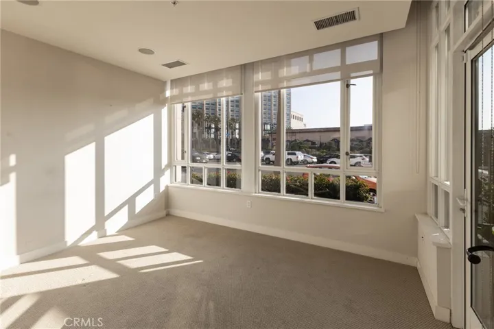 700 W Harbor Drive 104, San Diego, California 92101