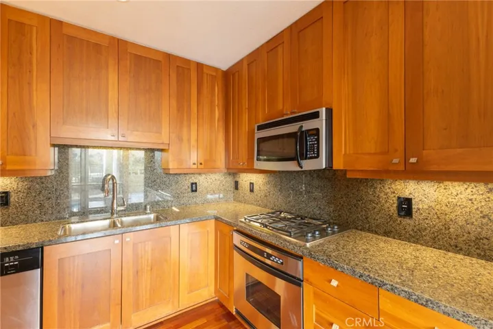 700 W Harbor Drive 104, San Diego, California 92101