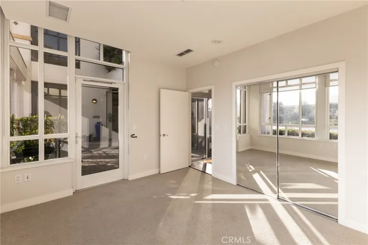 700 W Harbor Drive 104, San Diego, California 92101
