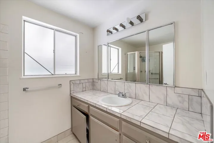 11009 Darby Avenue, Porter Ranch, California 91326