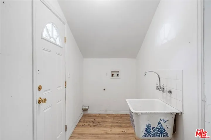 11009 Darby Avenue, Porter Ranch, California 91326
