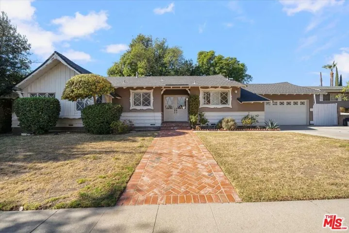 11009 Darby Avenue, Porter Ranch, California 91326