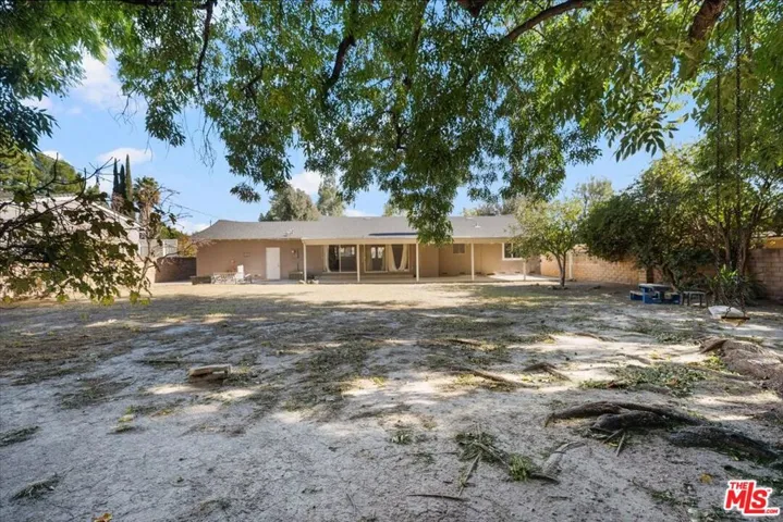 11009 Darby Avenue, Porter Ranch, California 91326