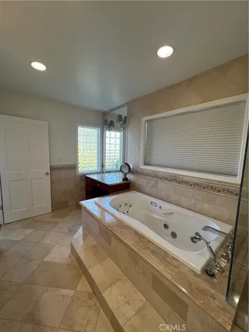 9 Stallion Road, Rancho Palos Verdes, California 90275