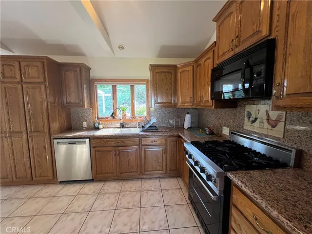 9 Stallion Road, Rancho Palos Verdes, California 90275