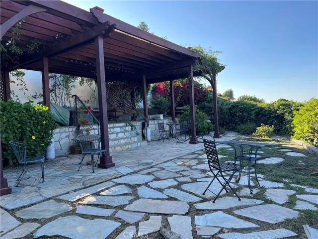 9 Stallion Road, Rancho Palos Verdes, California 90275
