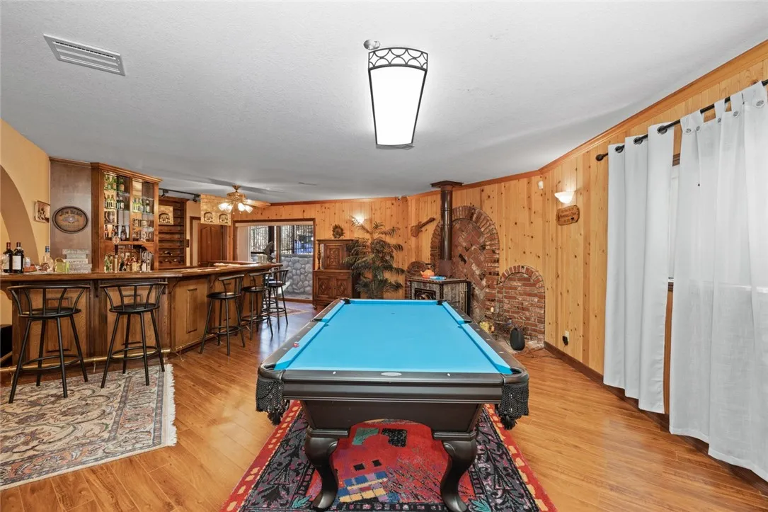 160 Yosemite Drive, Big Bear City, California 92314 home-pic-24