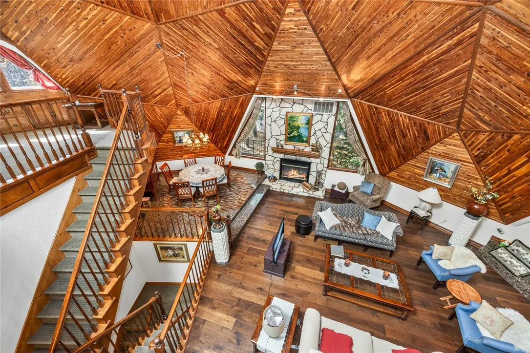 160 Yosemite Drive, Big Bear City, California 92314 home-pic-10