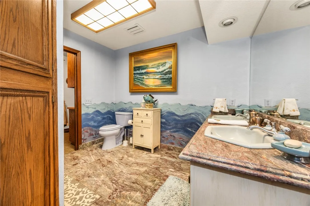 160 Yosemite Drive, Big Bear City, California 92314 home-pic-13