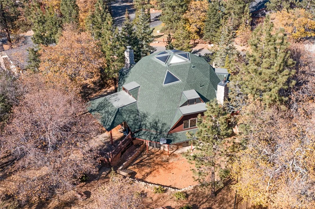 160 Yosemite Drive, Big Bear City, California 92314 home-pic-37