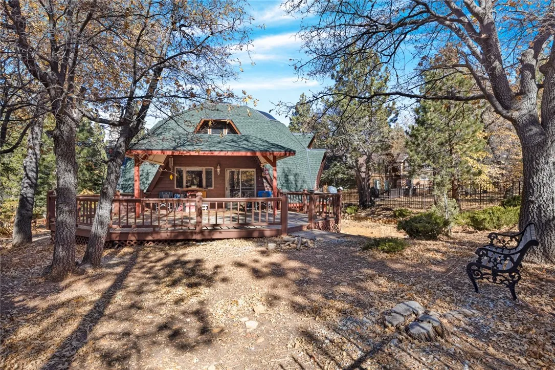 160 Yosemite Drive, Big Bear City, California 92314 home-pic-32