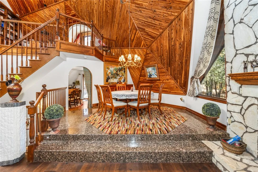 160 Yosemite Drive, Big Bear City, California 92314 home-pic-7