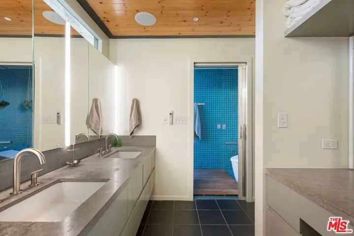 5536 Tuxedo Terrace, Los Angeles, California 90068