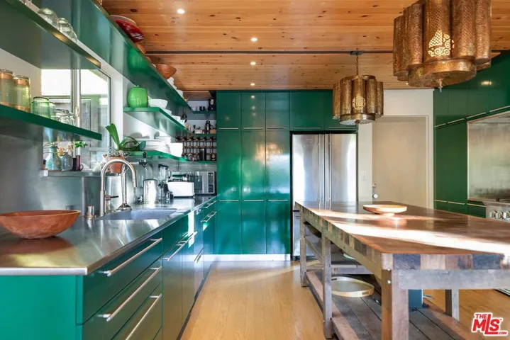 5536 Tuxedo Terrace, Los Angeles, California 90068