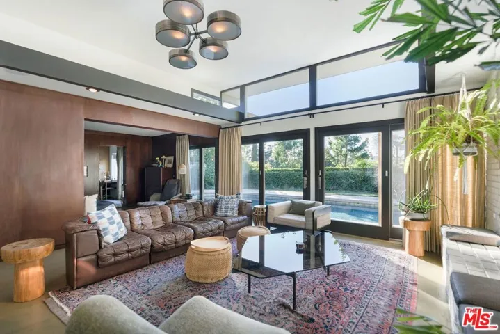 5536 Tuxedo Terrace, Los Angeles, California 90068