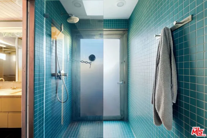 5536 Tuxedo Terrace, Los Angeles, California 90068
