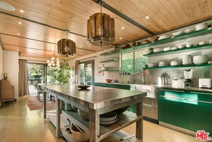 5536 Tuxedo Terrace, Los Angeles, California 90068