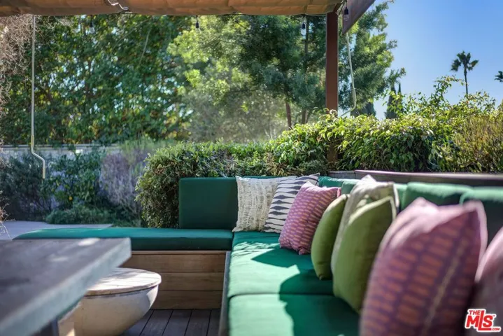 5536 Tuxedo Terrace, Los Angeles, California 90068