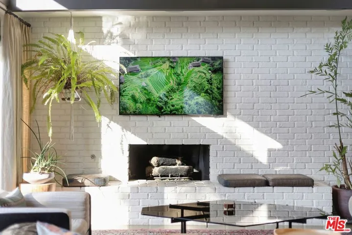 5536 Tuxedo Terrace, Los Angeles, California 90068