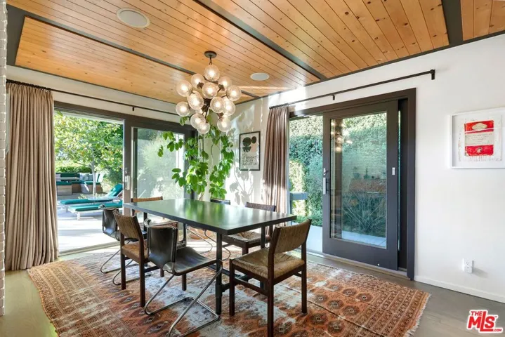 5536 Tuxedo Terrace, Los Angeles, California 90068