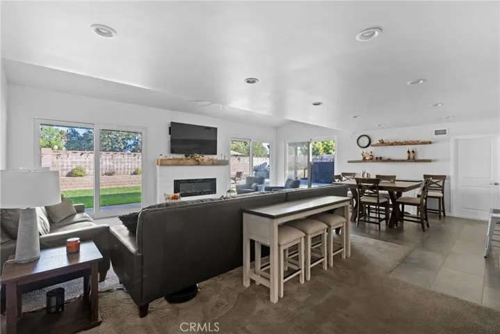593 Majestic Drive, Santa Maria, California 93455