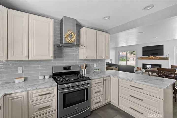 593 Majestic Drive, Santa Maria, California 93455