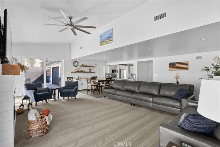593 Majestic Drive, Santa Maria, California 93455