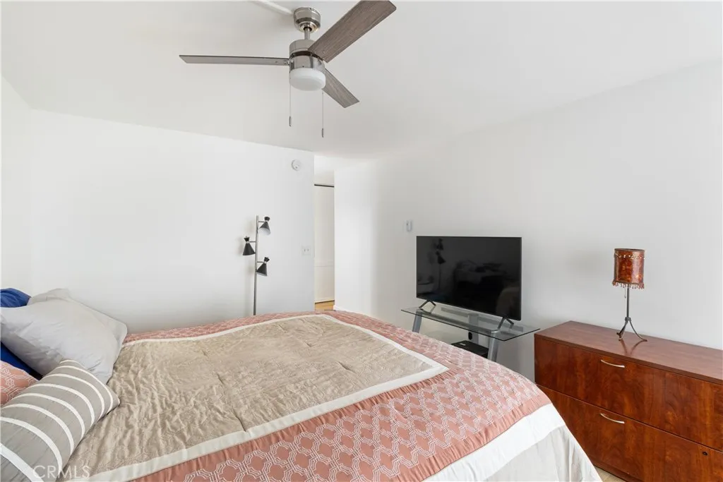 5625 Sumner Way 111, Culver City, California 90230 home-pic-47